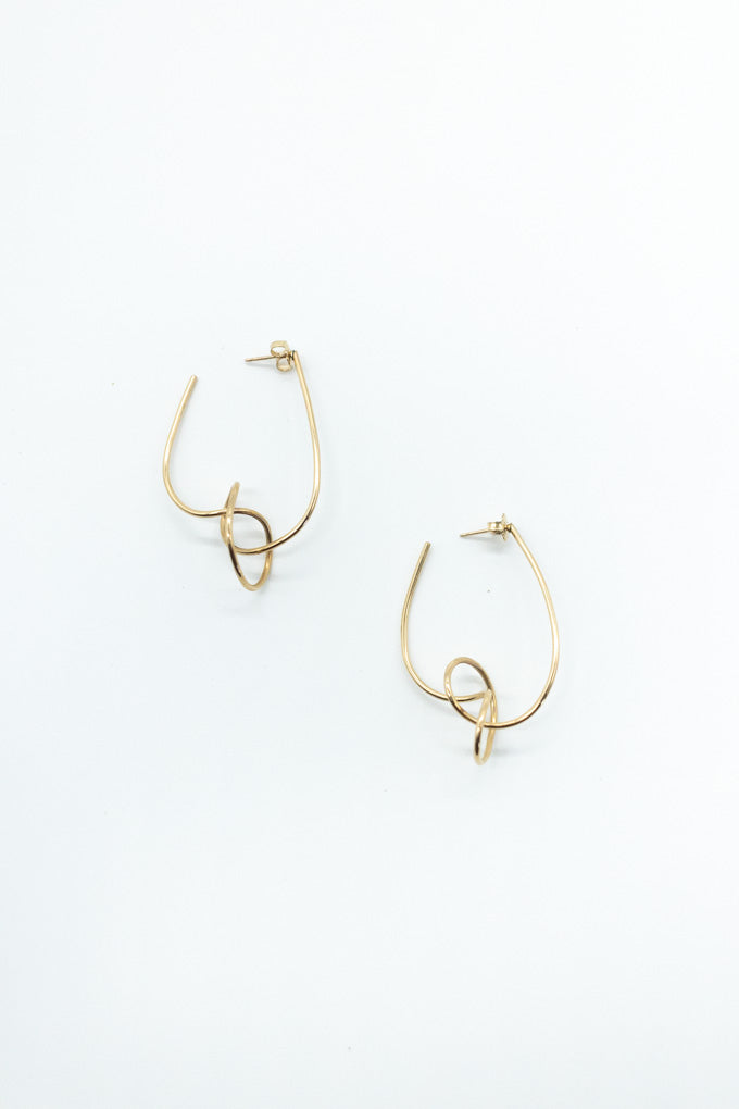 Twist Hoops