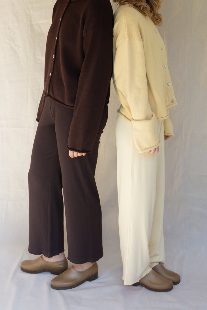 The Baby Rib Scallop Pant - Espresso
