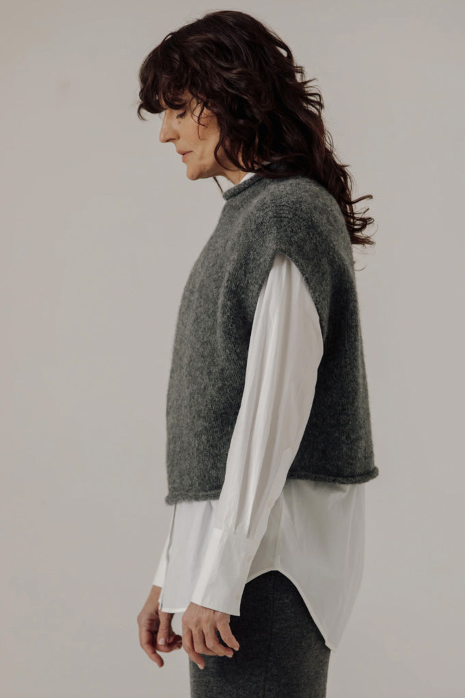 Alpaca Iris Vest - Stone