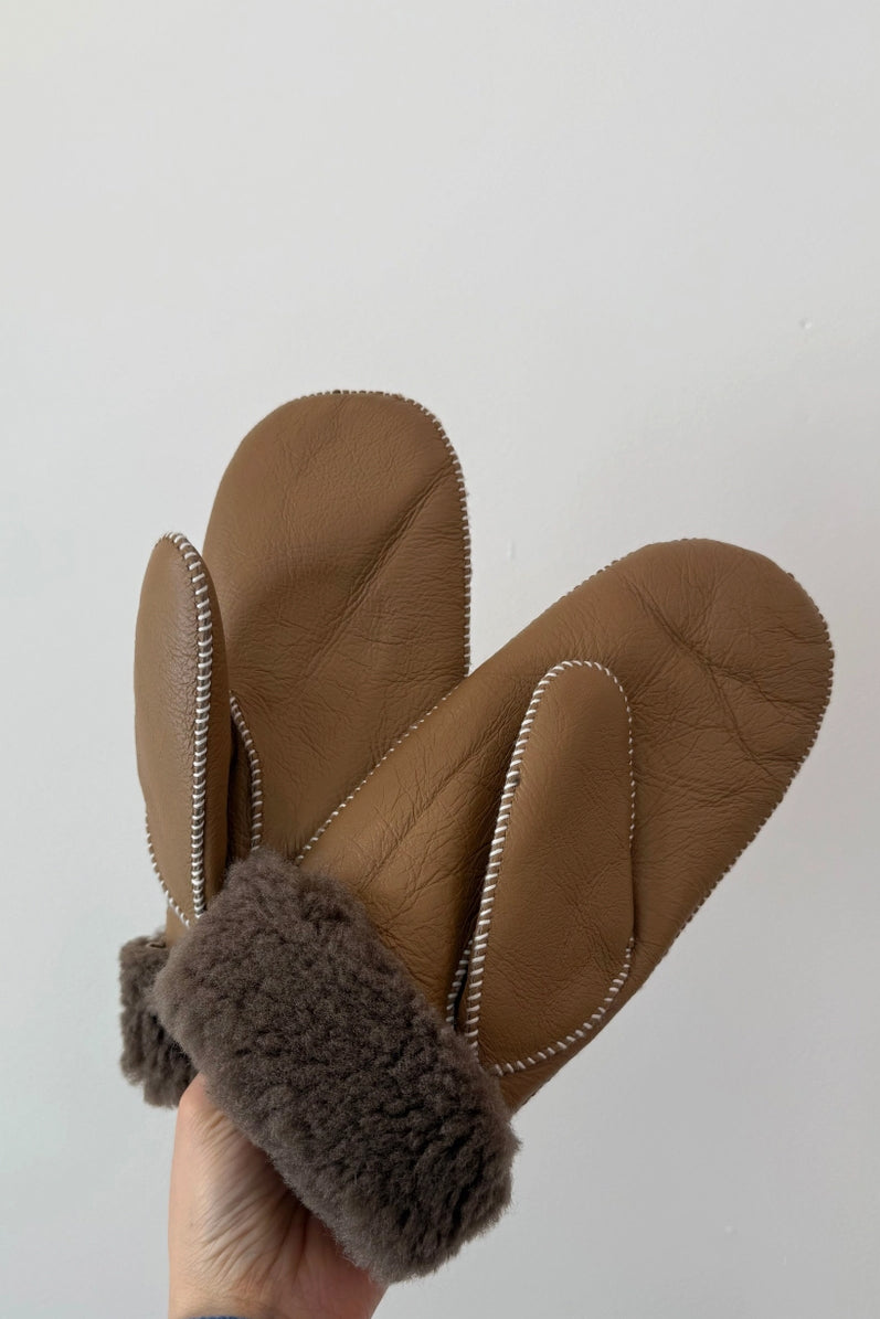 Shearling Mittens - Camel
