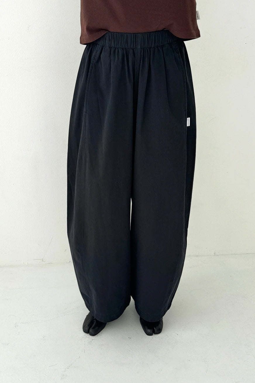 Parachute Pants - Black