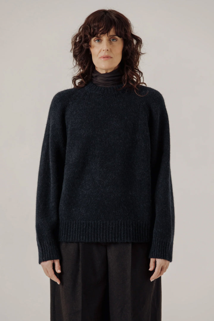 Classic Oversized Crewneck - Dark Navy