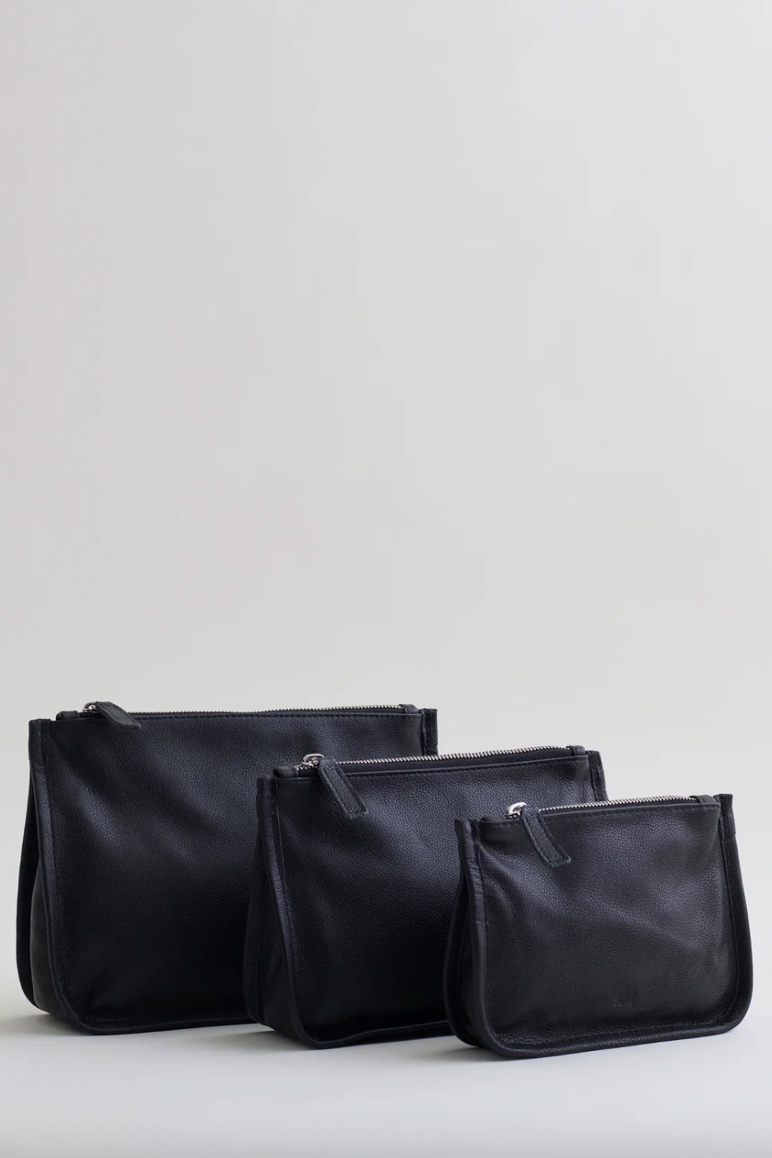 Gia Pouch - Fog Pebbled Leather