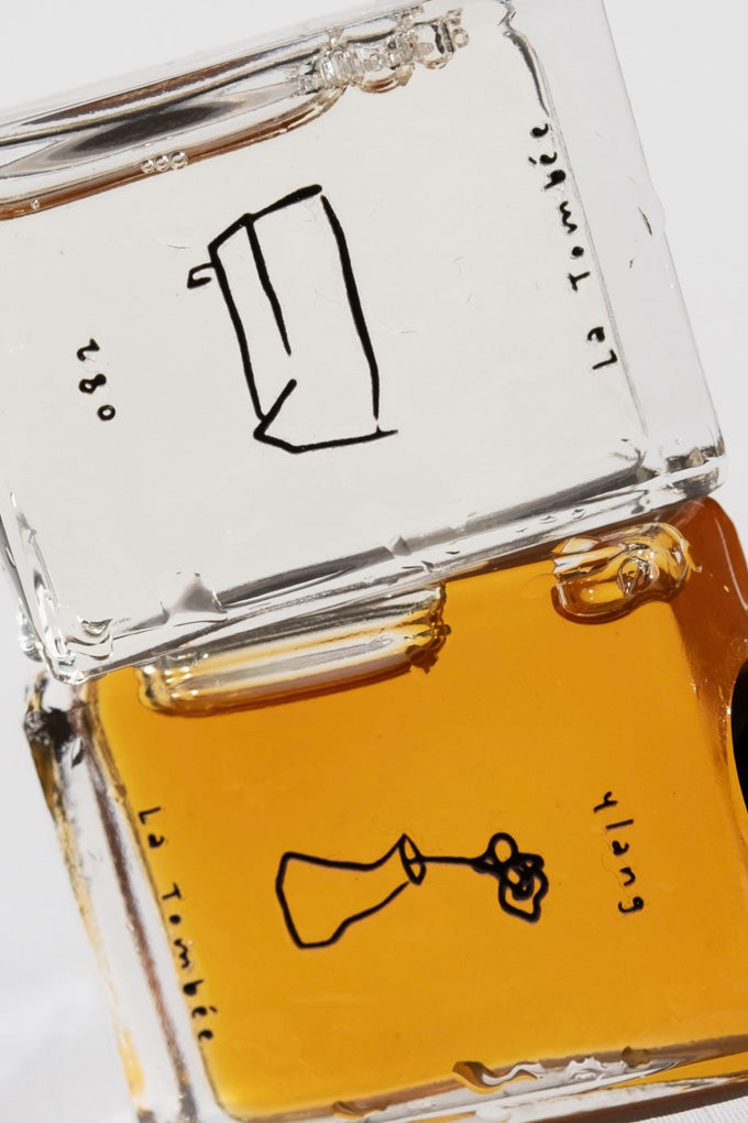 082 - Perfume oil