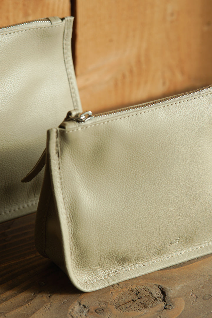Gia Pouch - Fog Pebbled Leather