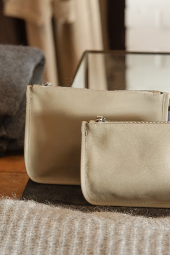 Gia Pouch - Fog Pebbled Leather