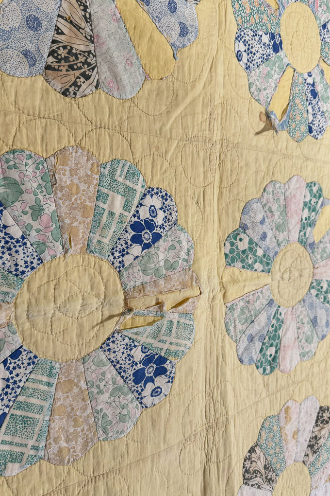 Antique 'Dresden Plate' Quilt