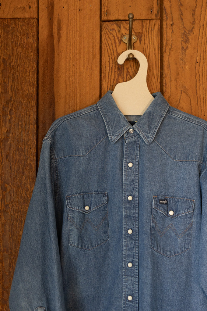 Wrangler Denim Shirt W/Pearl Snaps