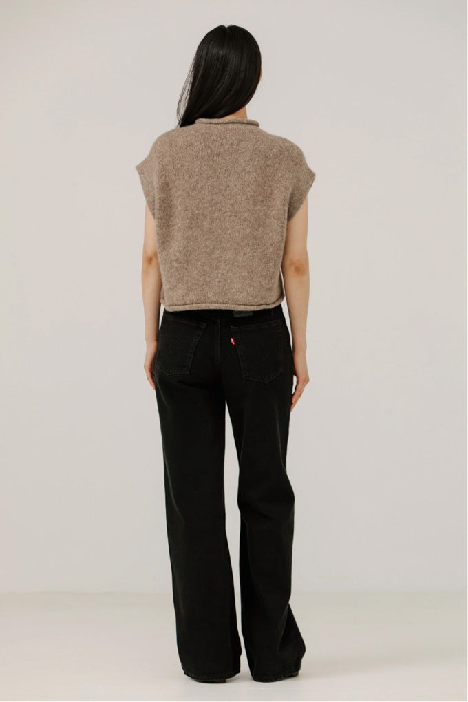 Alpaca Iris Vest - Dark Fawn