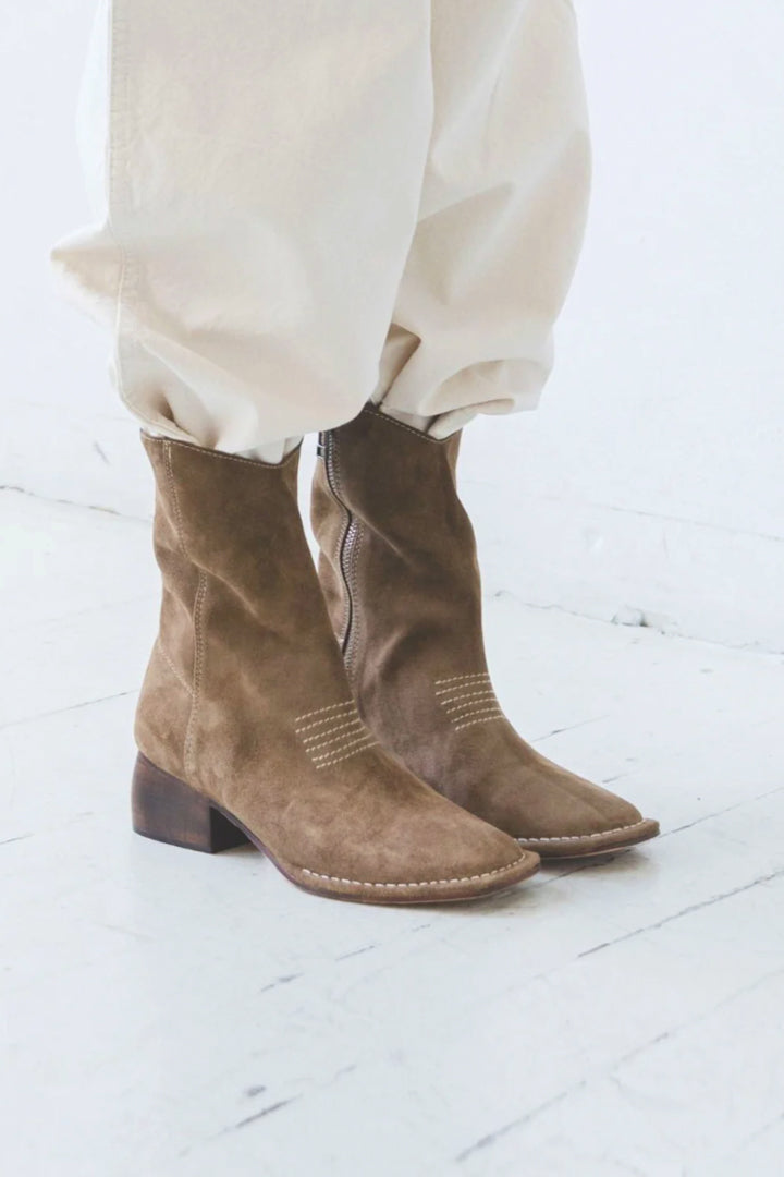 The West Boot [Moss]