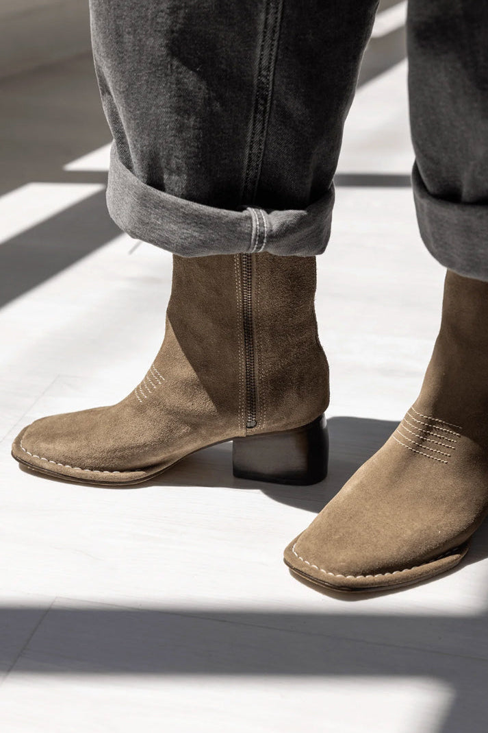 The West Boot [Moss]